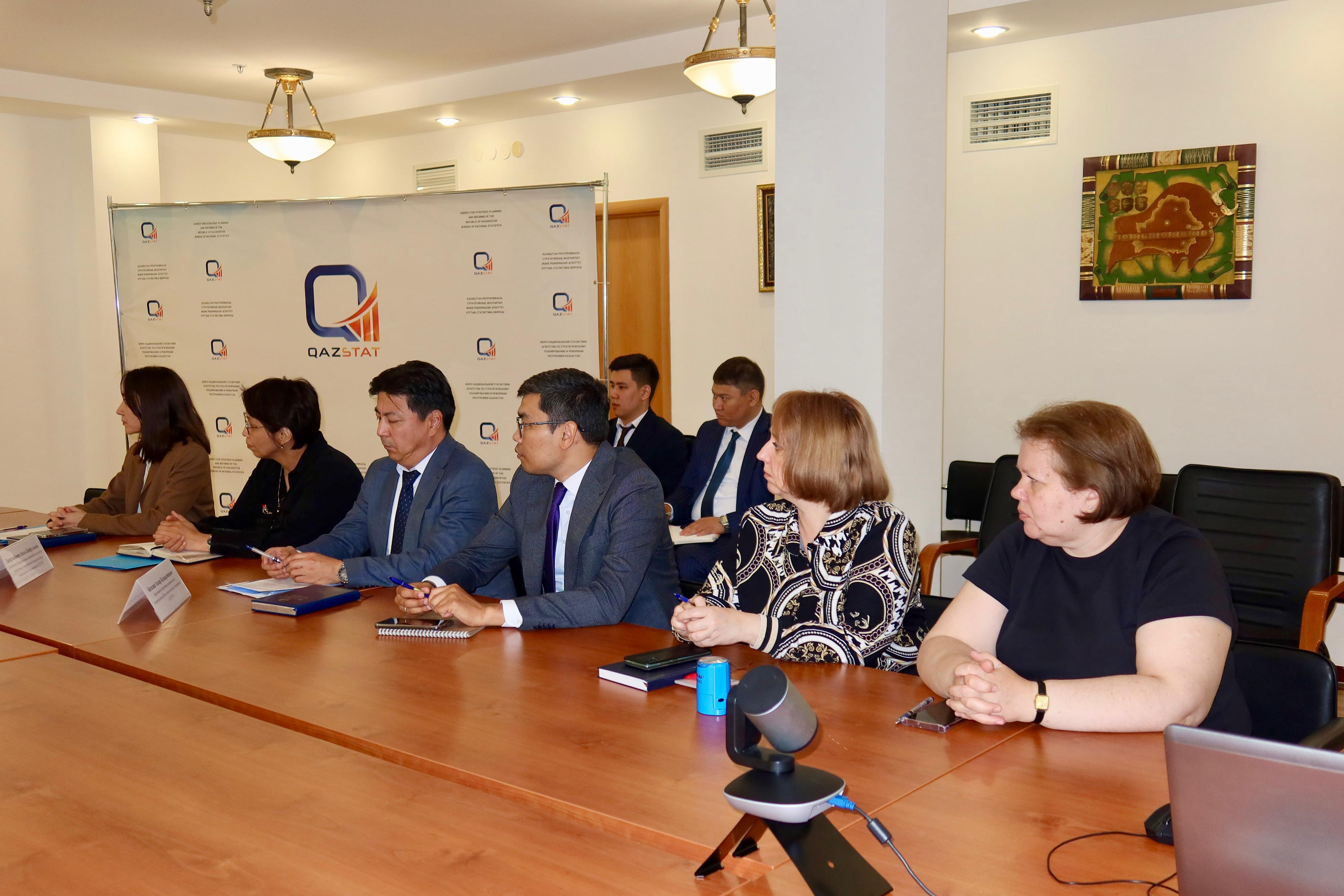 Почтальоны «Казпочты» примут участие в сельскохозяйственной переписи в качестве интервьюеров