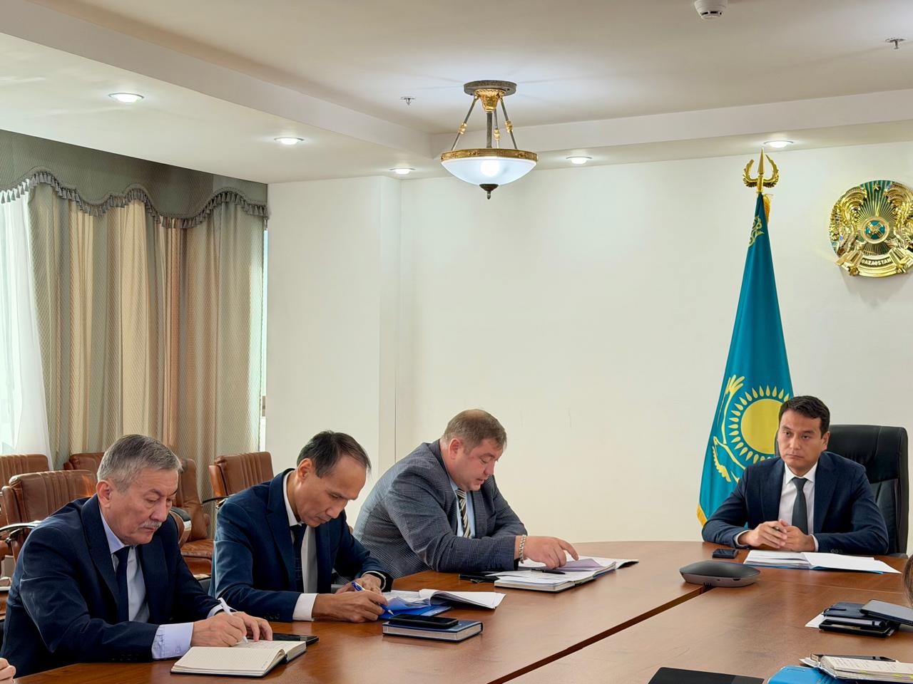 Бюрода жергілікті атқарушы органдармен өзара іс-қимыл мәселелері бойынша онлайн-сессия өтті