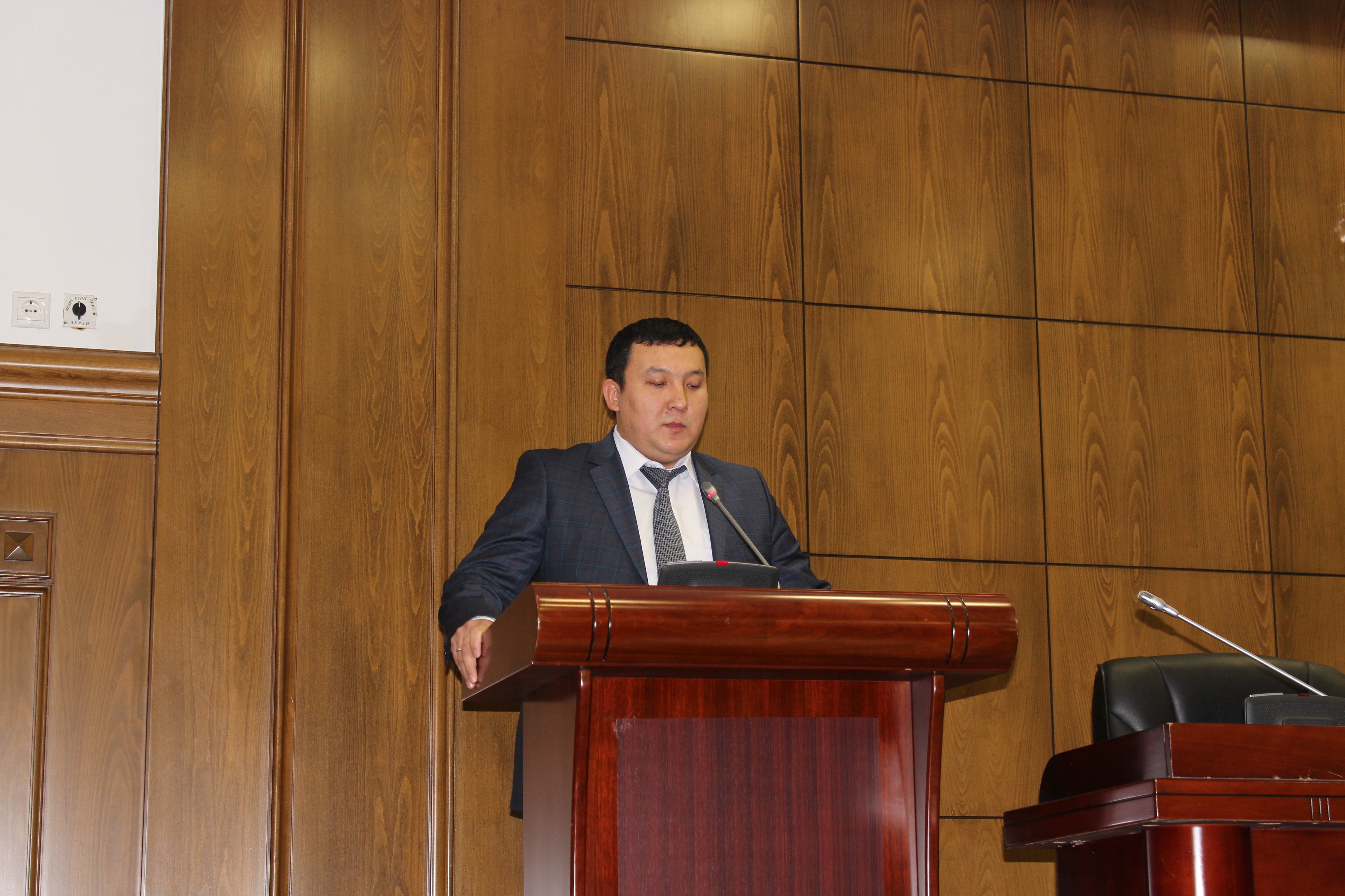 Бюрода Республика күніне арналған салтанатты жиын өтті