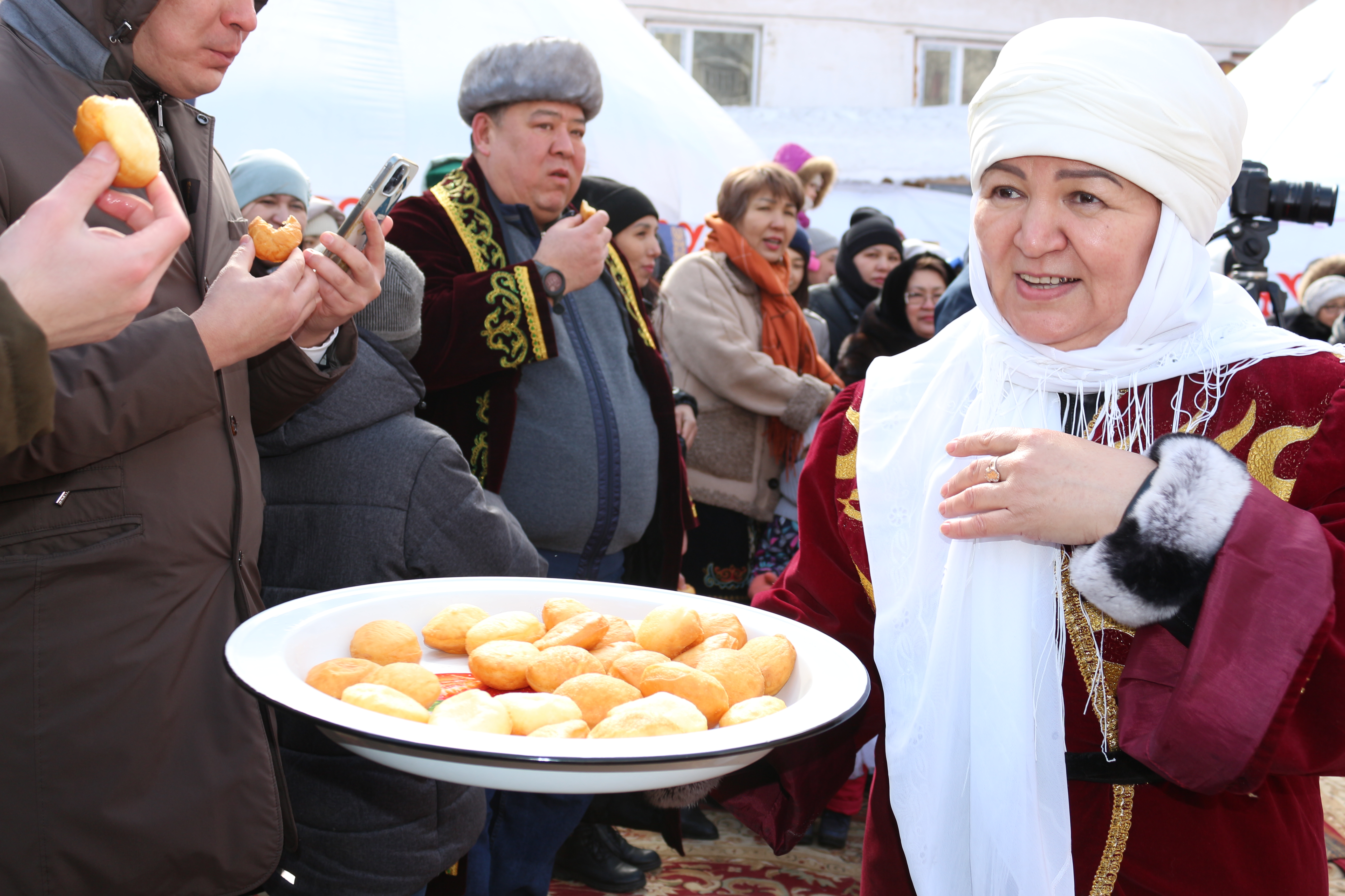 Праздник весеннего равноденствия отметили в Бюро национальной статистики